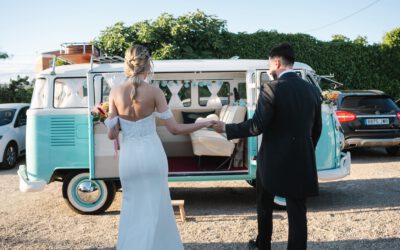 Celebra tu boda con un toque retro: Combina los Tours de TripTroop con KombiRetro